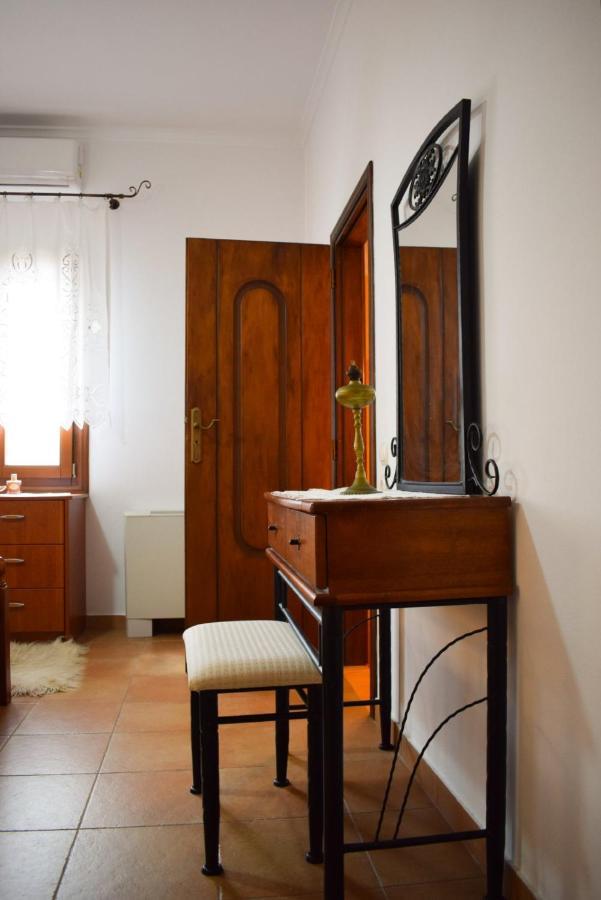 Sunshine House For 9, Cozy Set Up,Verandas, Sea View. Karterados  Luaran gambar