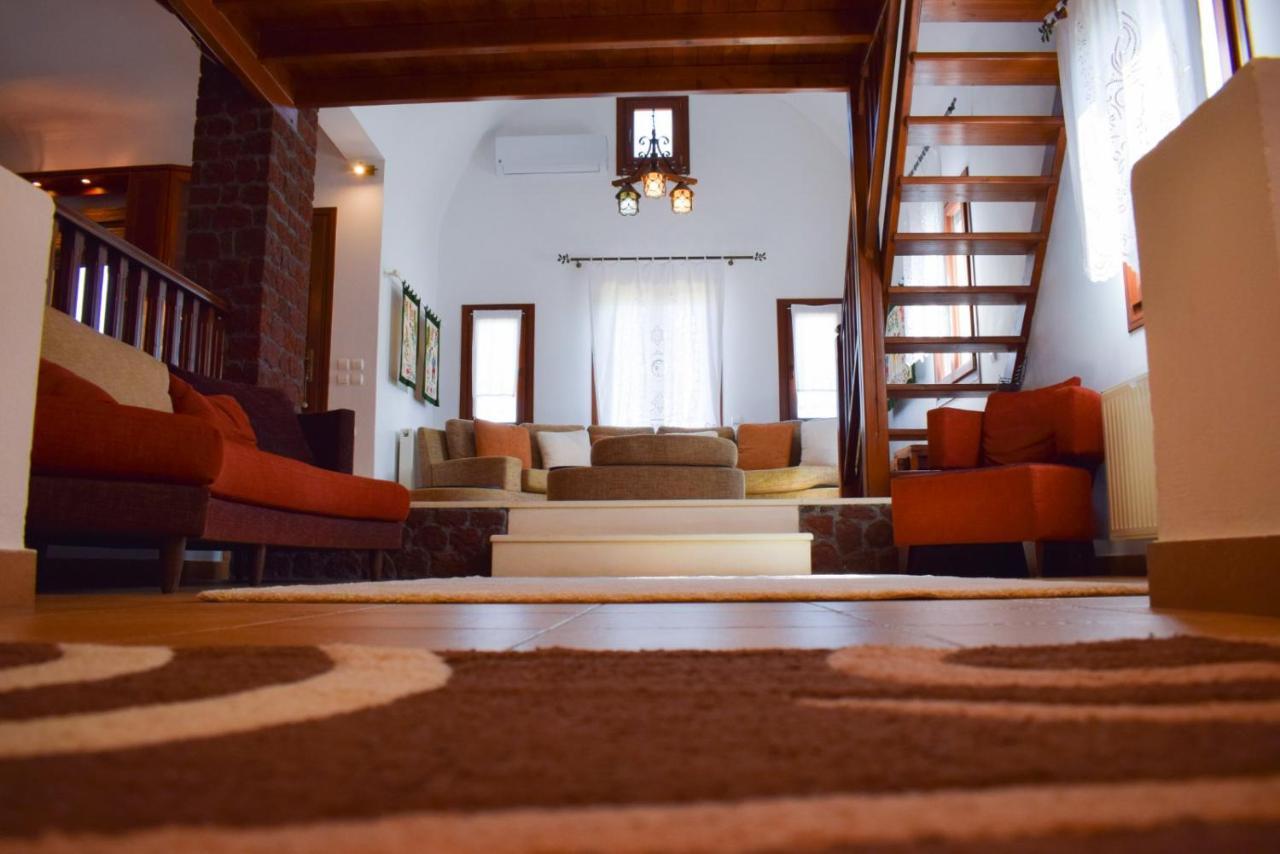 Sunshine House For 9, Cozy Set Up,Verandas, Sea View. Karterados  Luaran gambar