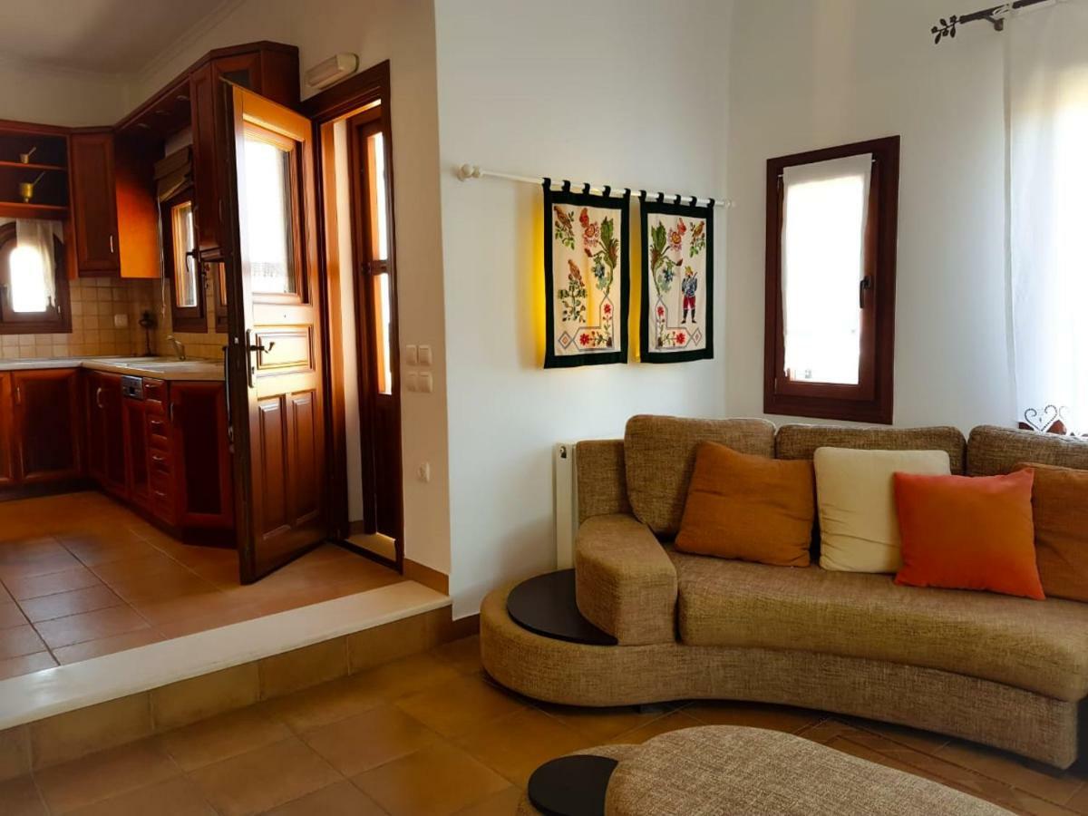 Sunshine House For 9, Cozy Set Up,Verandas, Sea View. Karterados  Luaran gambar