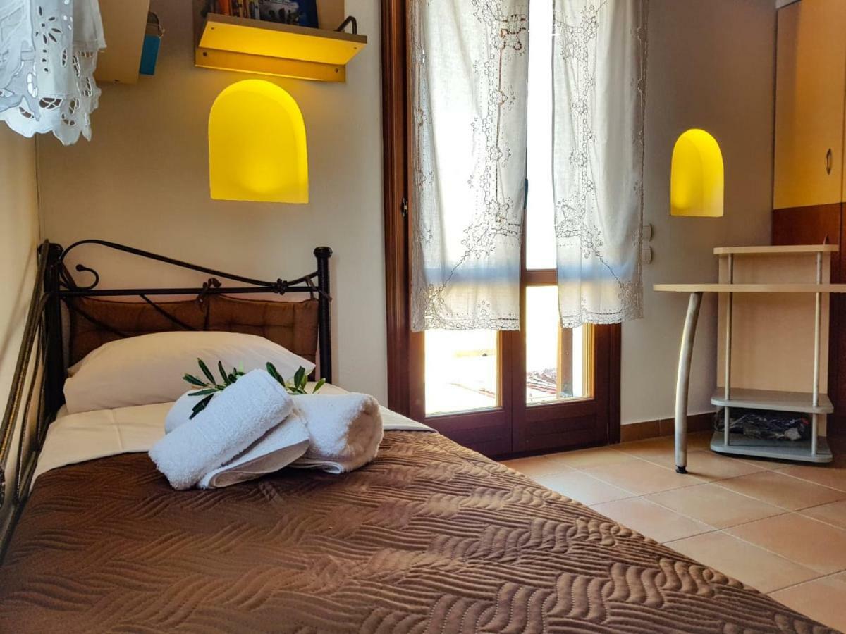 Sunshine House For 9, Cozy Set Up,Verandas, Sea View. Karterados  Luaran gambar
