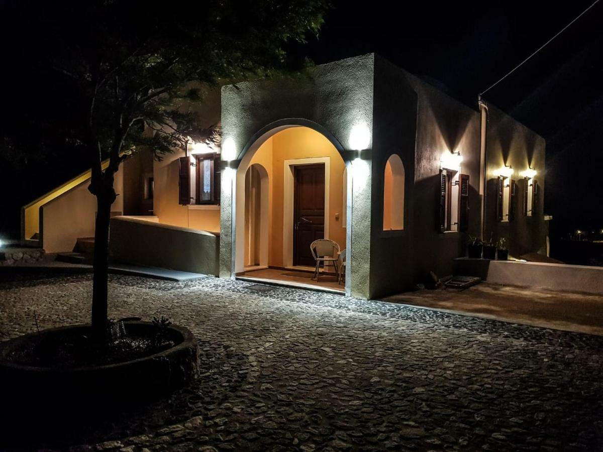 Sunshine House For 9, Cozy Set Up,Verandas, Sea View. Karterados  Luaran gambar